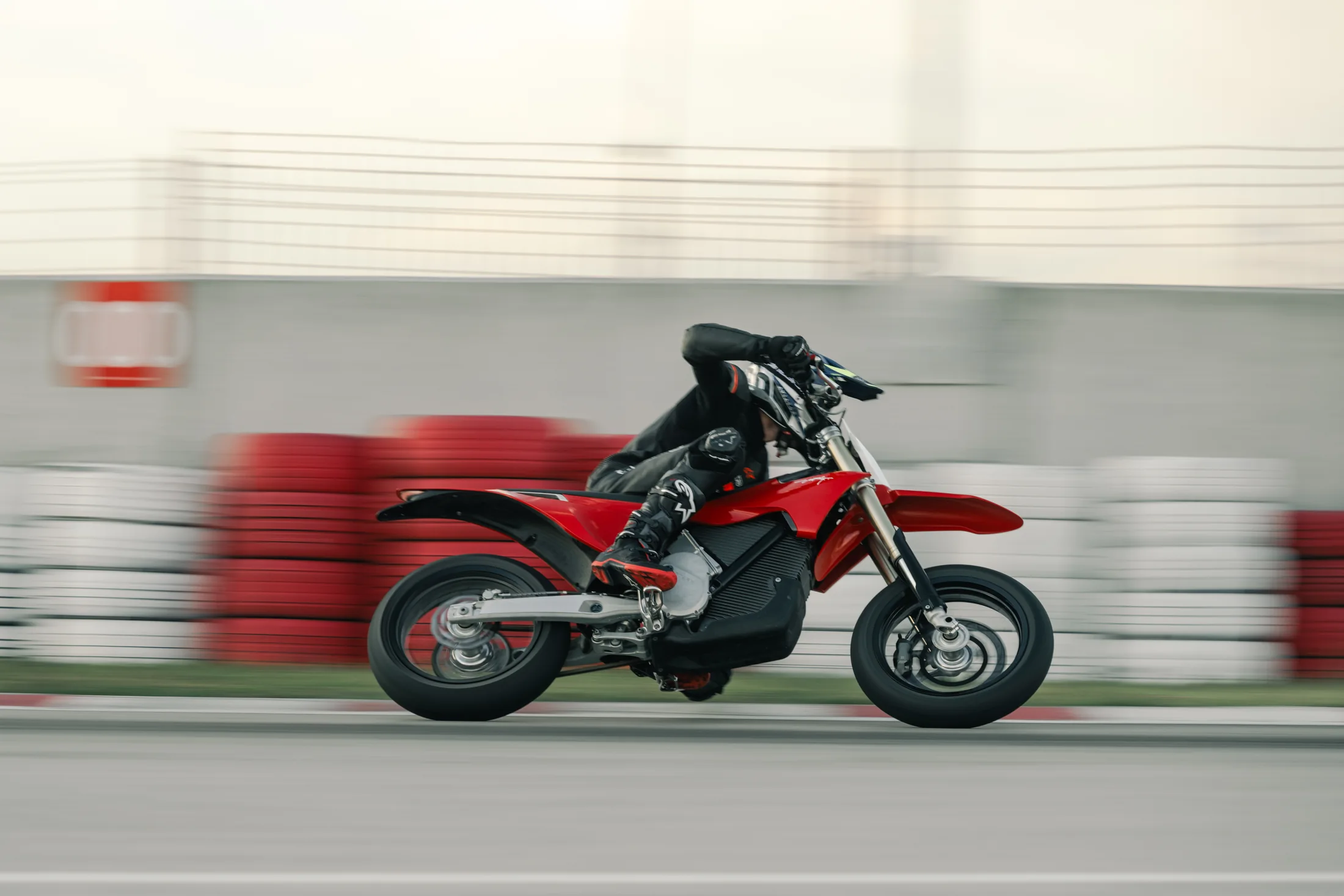 Stark VARG SM ridden on a closed circuit